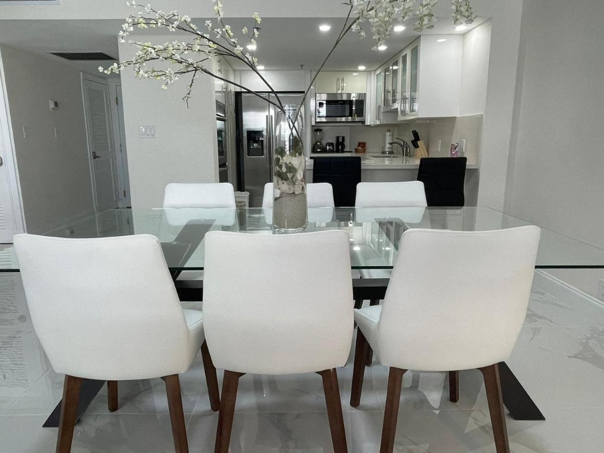 ميامي بيتش Alexander By Design Suites المظهر الخارجي الصورة